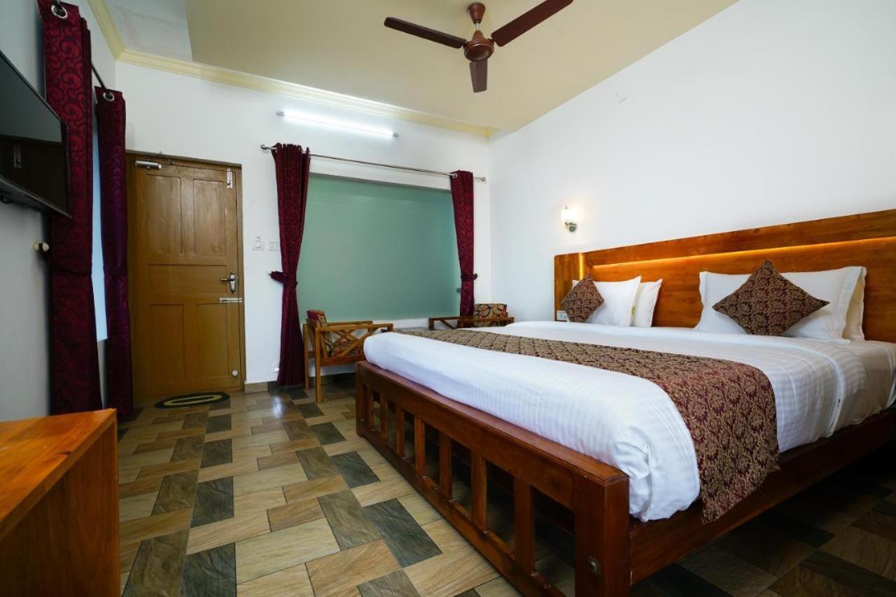 Lime Light Resort 蒙纳 外观 照片